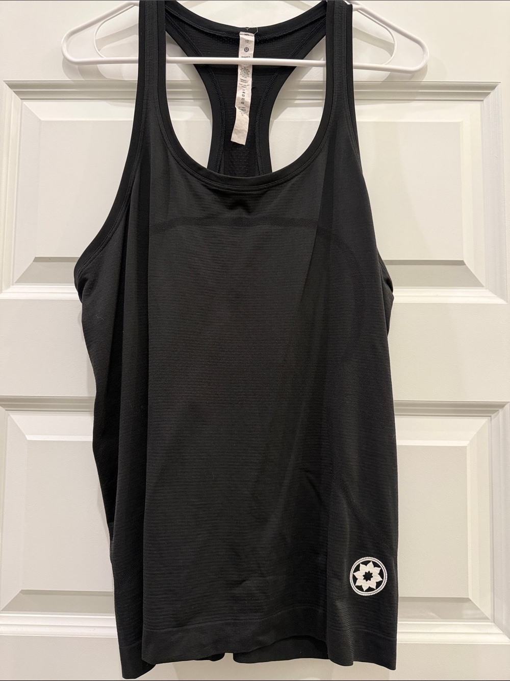 Club Pilates Lululemon Black Racerback Tank Top - Performance Women's Activewear